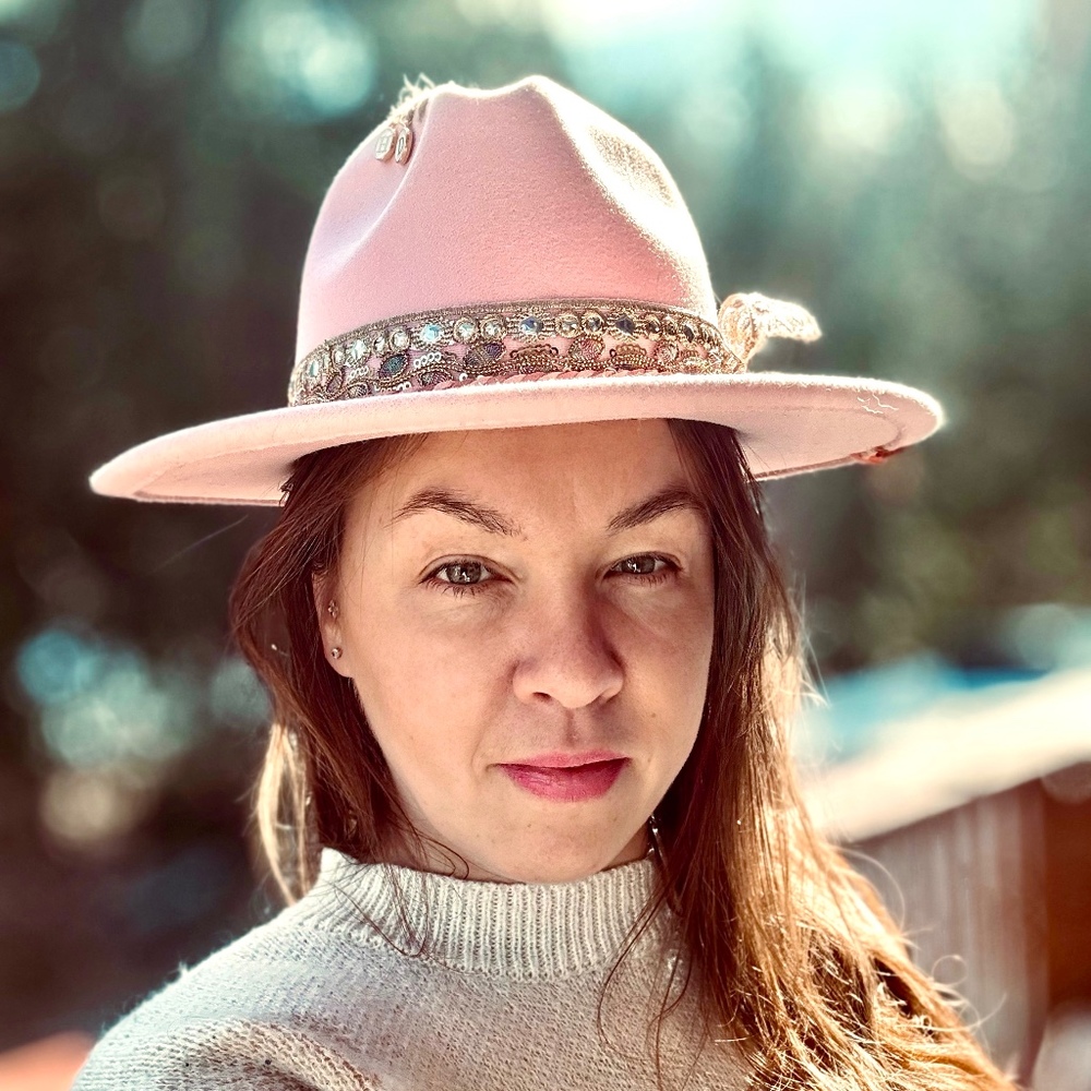 Meet your Posher, Danique